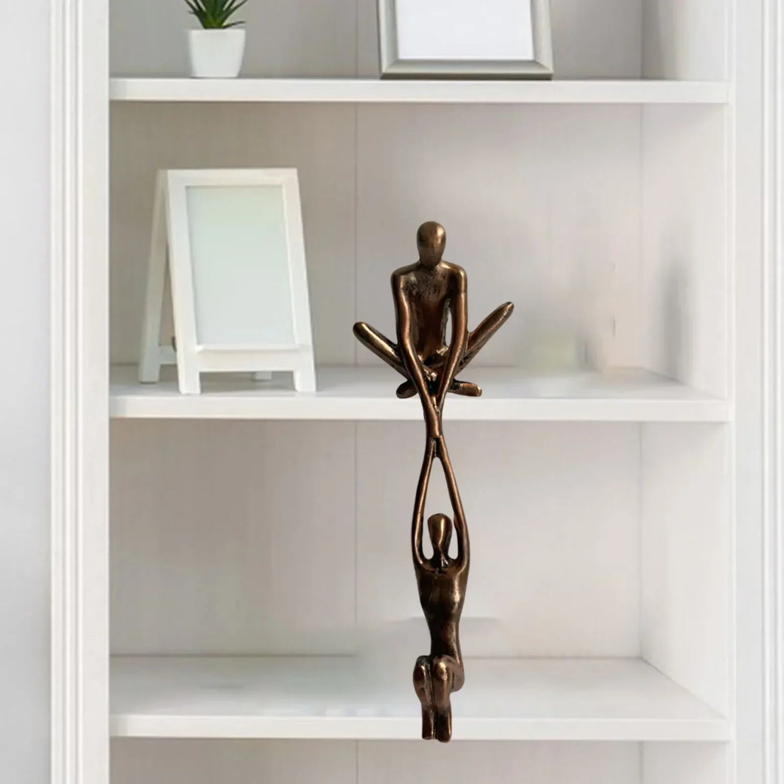 Ledge Lovers – Abstract Couple Sculpture for Shelf & Desk Decor