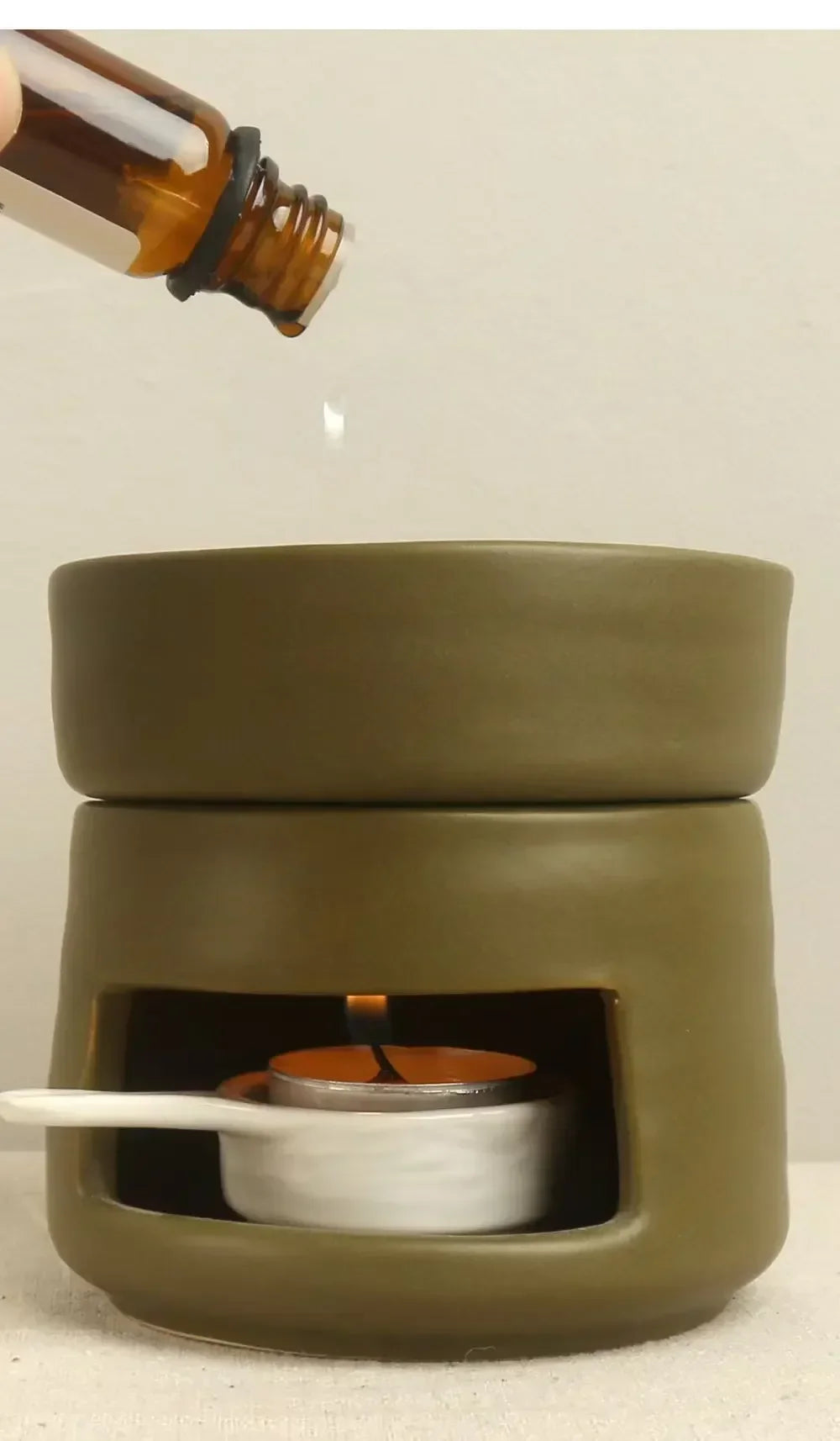 Exquisite ceramic craftsmanship candle holder wax oil burner - Your Ritual Hub 
