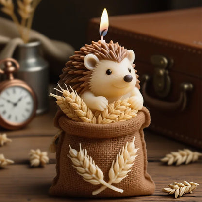 A cute hedgehog-shaped candle mold, resistant to high temperatures and not easily deformed, can be used to make scented candles