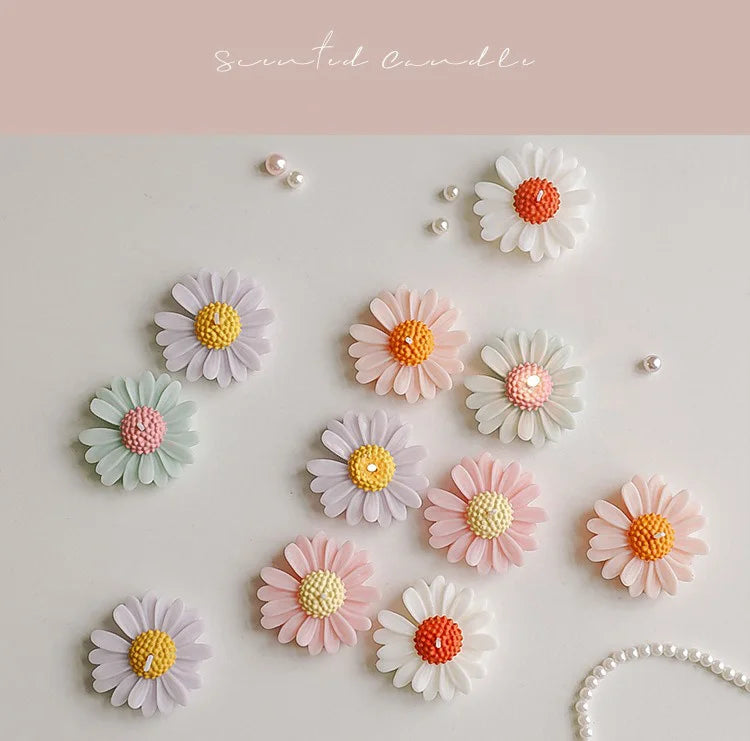 Handmade Daisy Scented Soy Wax Candle