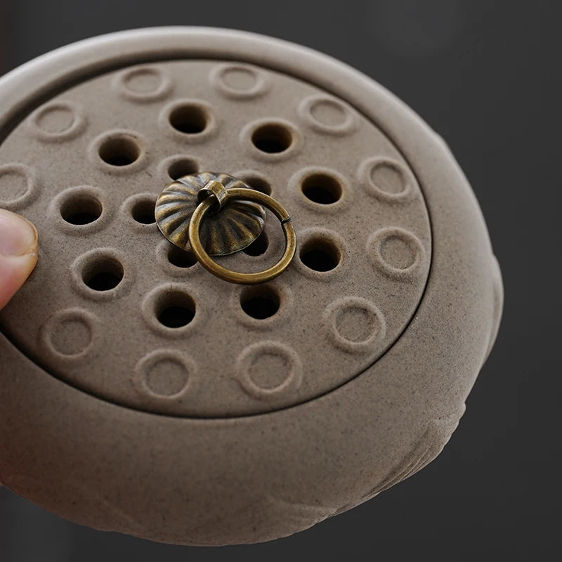 Lotus Ceramic Incense Burner – Retro Aromatherapy Dish for Wormwood, Tea Ceremonies & Home Rituals