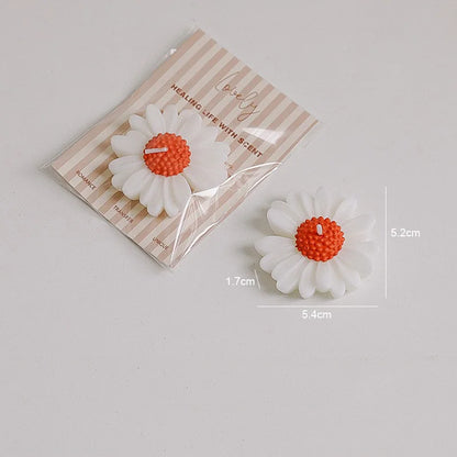 Handmade Daisy Scented Soy Wax Candle