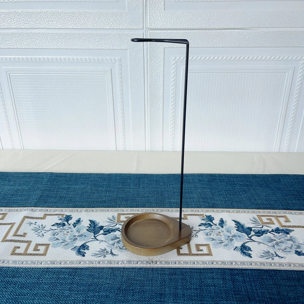 Upside Down Wooden Incense Stick Holder - Your Ritual Hub 