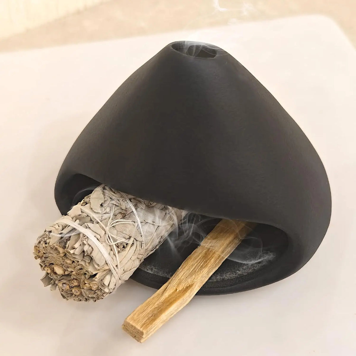 Handcrafted Ceramic Palo Santo & Sage Bowl Burner - Your Ritual Hub 