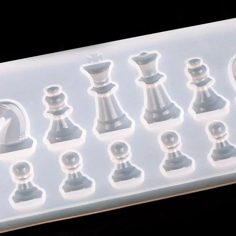 DIY Chess Piece Silicone Mould for Resin & Clay