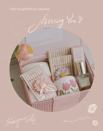 Handmade Daisy Scented Soy Wax Candle
