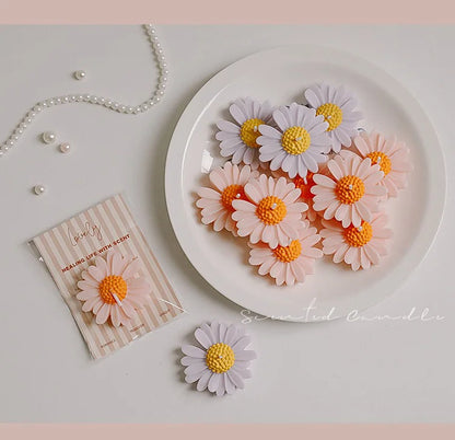Handmade Daisy Scented Soy Wax Candle