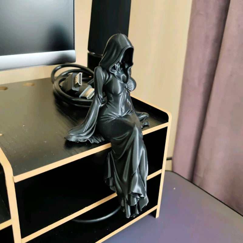 Seated Lady Reaper Statue – 3 Sizes