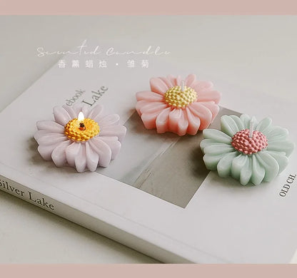 Handmade Daisy Scented Soy Wax Candle