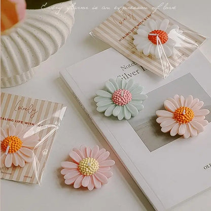 Handmade Daisy Scented Soy Wax Candle