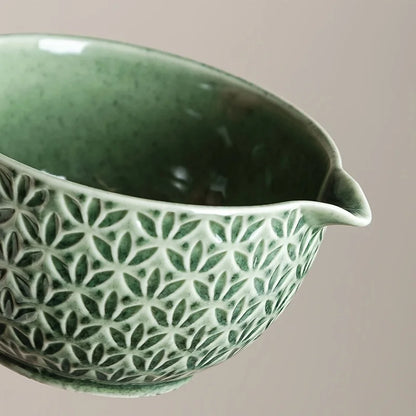 Japanese Matcha Set 2/5/6 Pieces - Green Pattern Tea Bowl, Bamboo Stirrer, Spoon & Filter - Traditional Japanese Tea Ceremony
