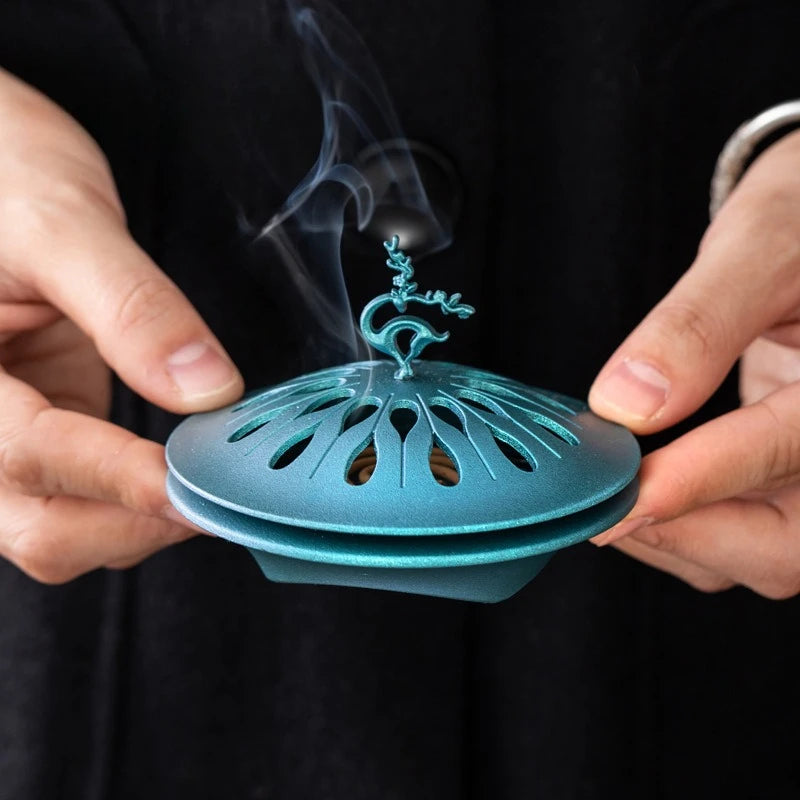 Lucky Deer Backflow Incense Burner – Retro Zinc Alloy Hollow Censer for Home & Ritual